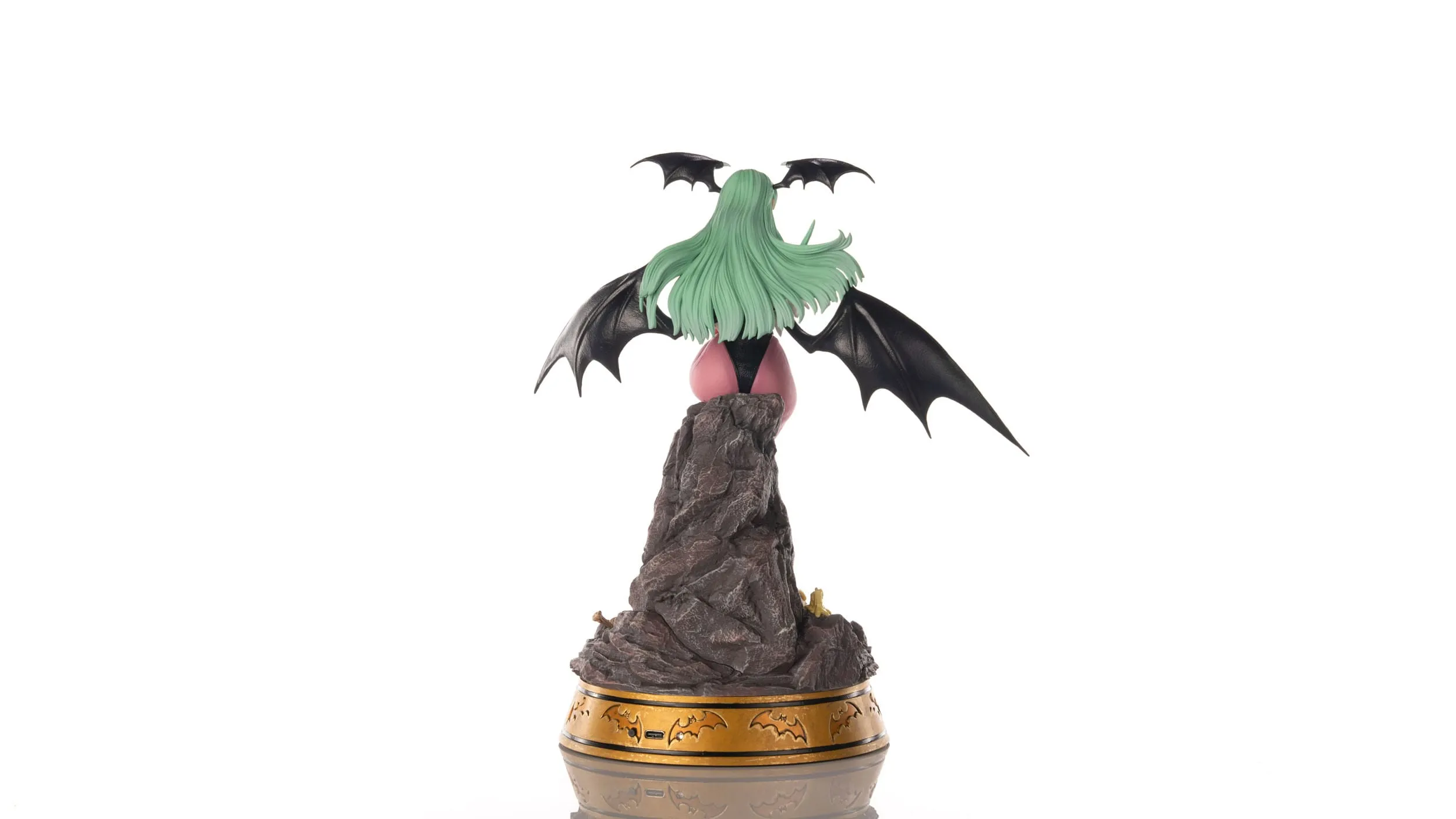 First 4 Figures Darkstalkers Morrigan Aensland PVC Statue