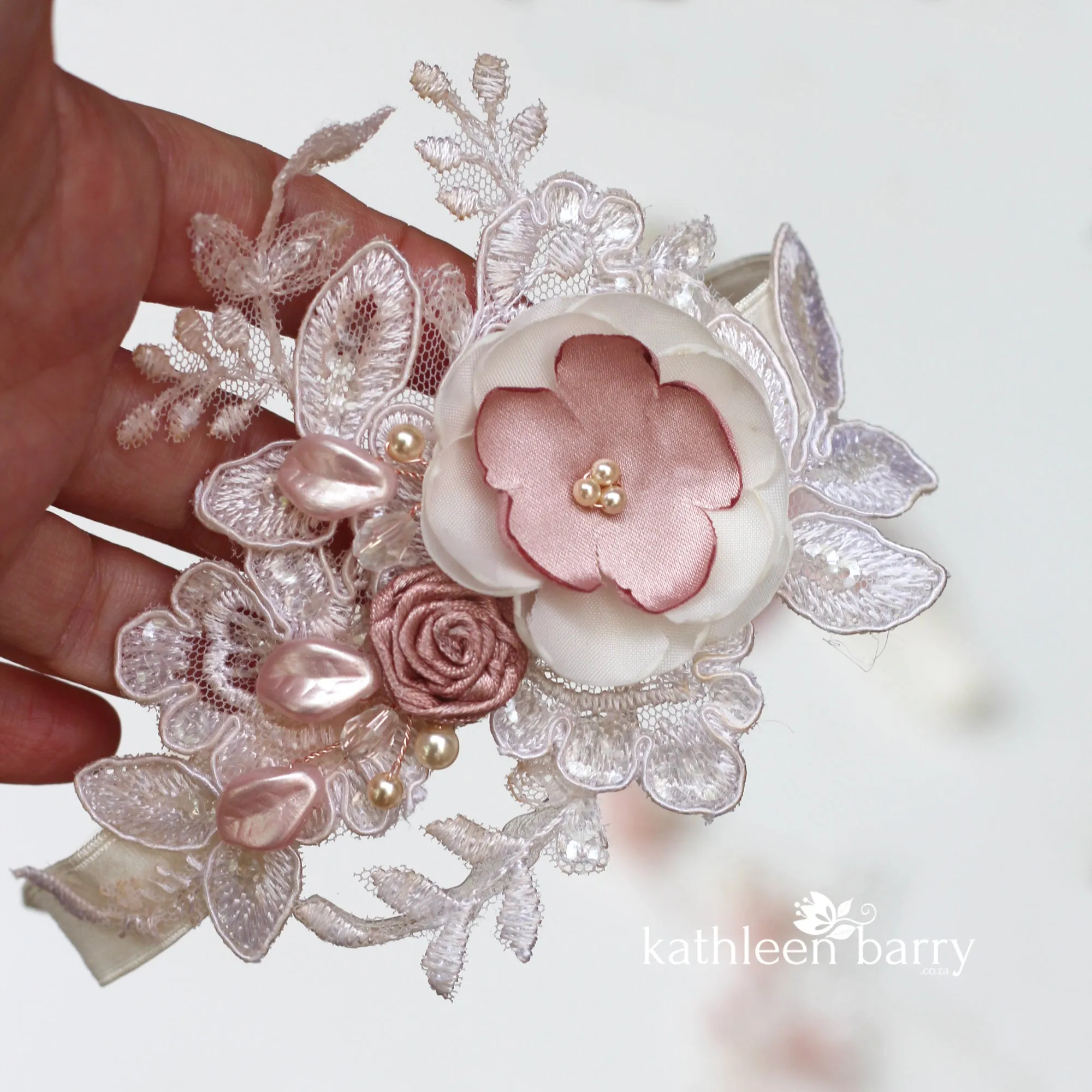 Nitsa Floral lace garter -  Color options available - Main garter only
