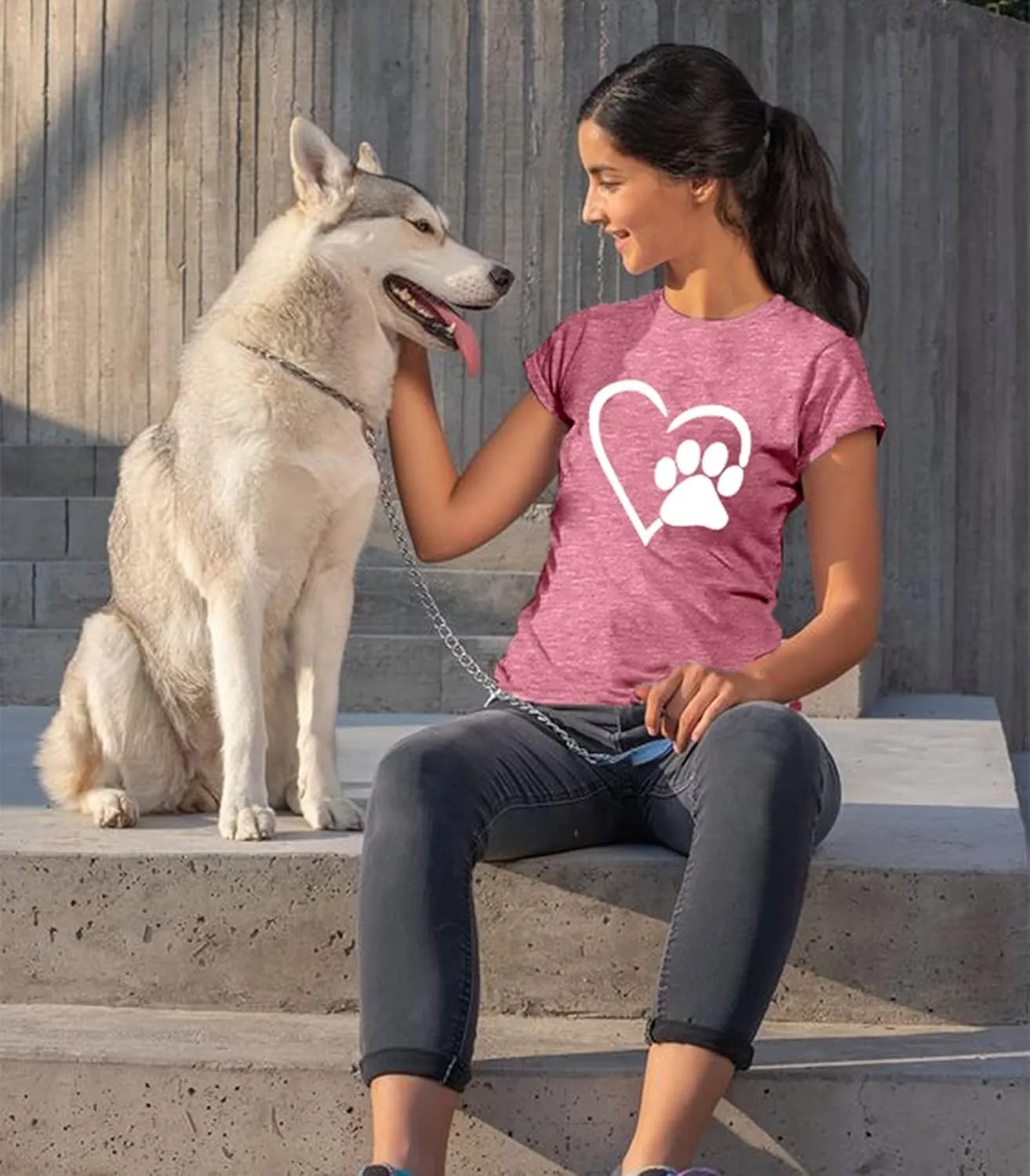 Paw Love Shirt Dog Lover Shirts for Women Paw Print Heart Tee Shirt Cute Dog Mom Short Sleeve Tee Tops