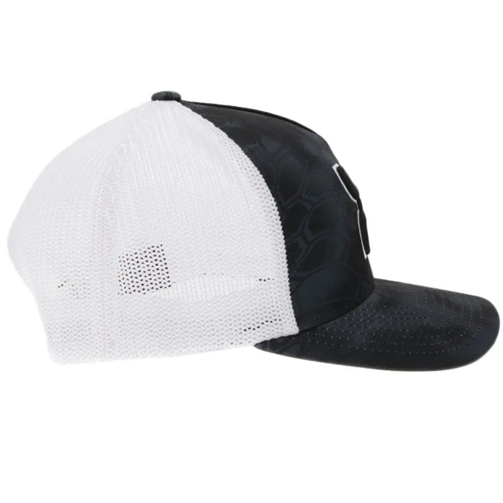 "Bass" Black/white
