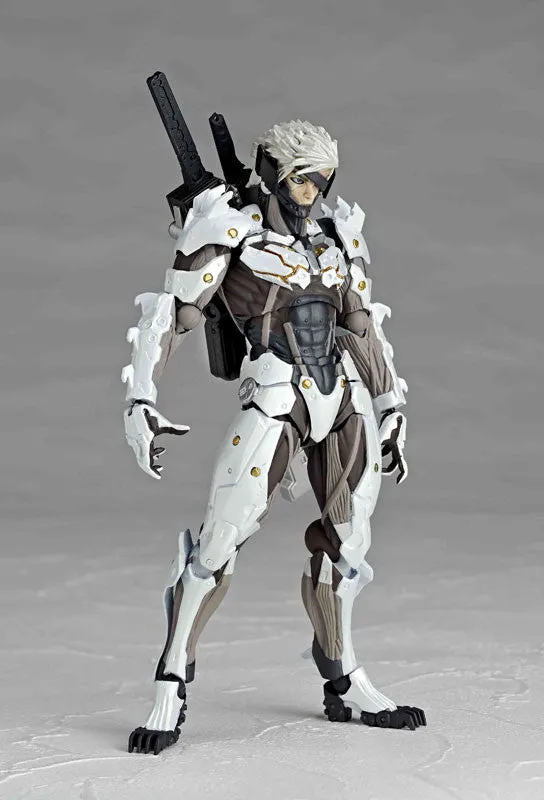 Revoltech Yamaguchi 140EX Raiden White Version from Metal Gear Rising Revengeance Kaiyodo [SOLD OUT]