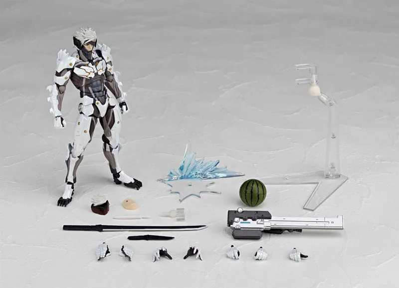 Revoltech Yamaguchi 140EX Raiden White Version from Metal Gear Rising Revengeance Kaiyodo [SOLD OUT]