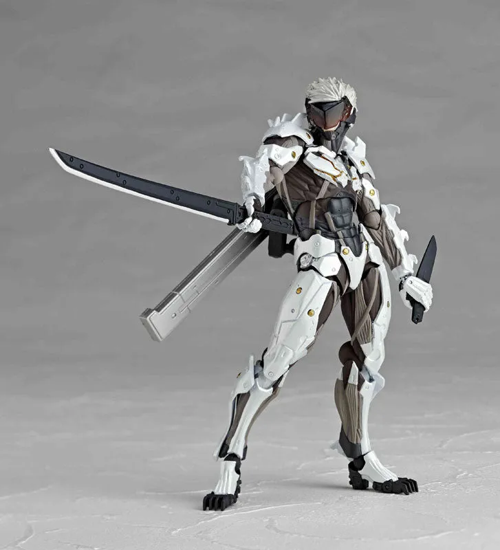 Revoltech Yamaguchi 140EX Raiden White Version from Metal Gear Rising Revengeance Kaiyodo [SOLD OUT]